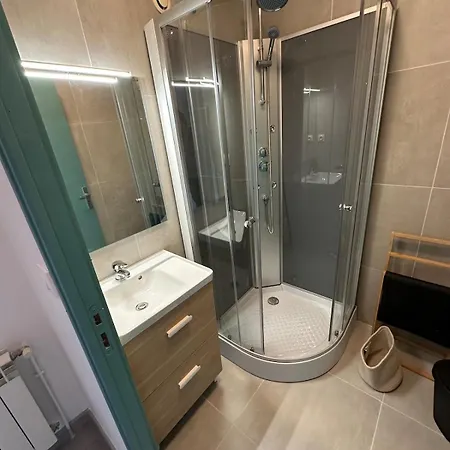 Apartament Renove Et Lumineux - 130 *